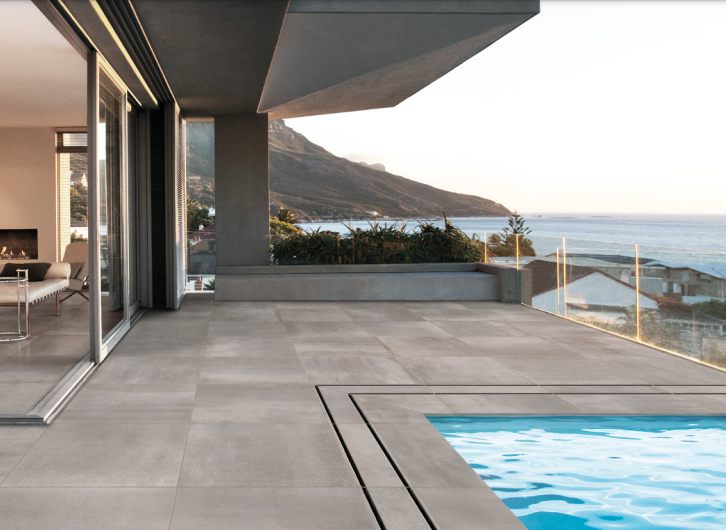 Carrelage sur plots piscine - Ker Gafa